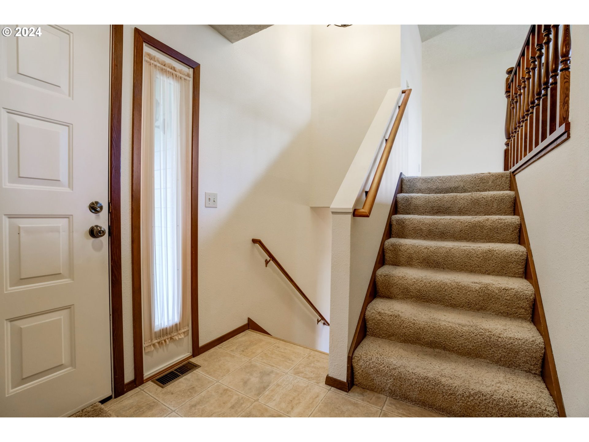 1871 Southeast Palmblad Road Gresham, OR 97080 - Photo 5 of 48 Gallery Image 5