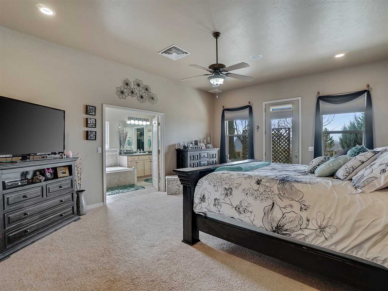897 Overview Road Grand Junction, CO 81506 - Photo 11 of 34 Gallery Image 11
