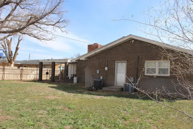 $215,000 | 413 Star Street, Hereford, TX 79045