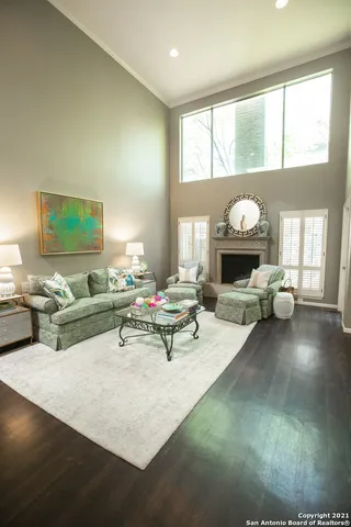 $2,495 | 8123 North New Braunfels Avenue, Unit M, San Antonio, TX 78209