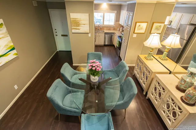 $2,495 | 8123 North New Braunfels Avenue, Unit M, San Antonio, TX 78209