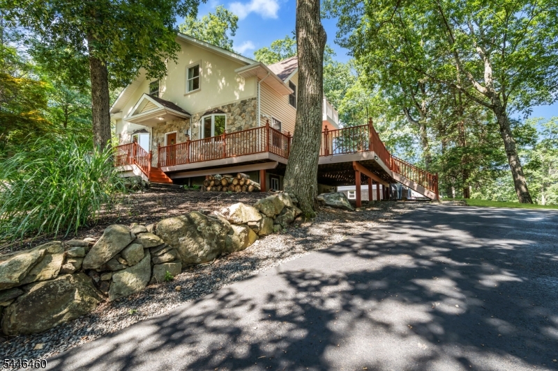 104 Bishops Rock Road Hopatcong, NJ 07843 - Photo 5 of 49