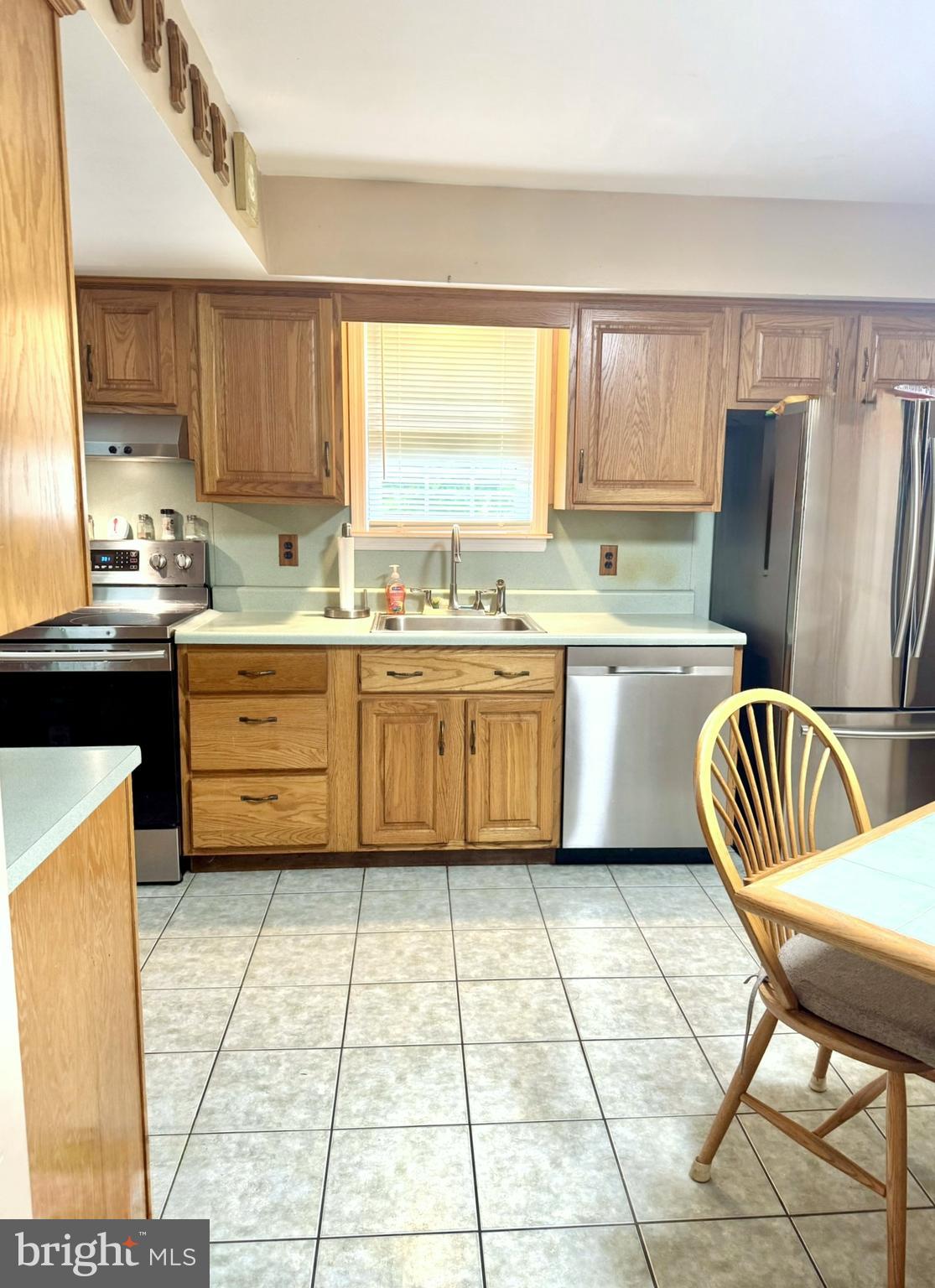 16 Orion Way Sewell, NJ 08080 - Photo 7 of 23