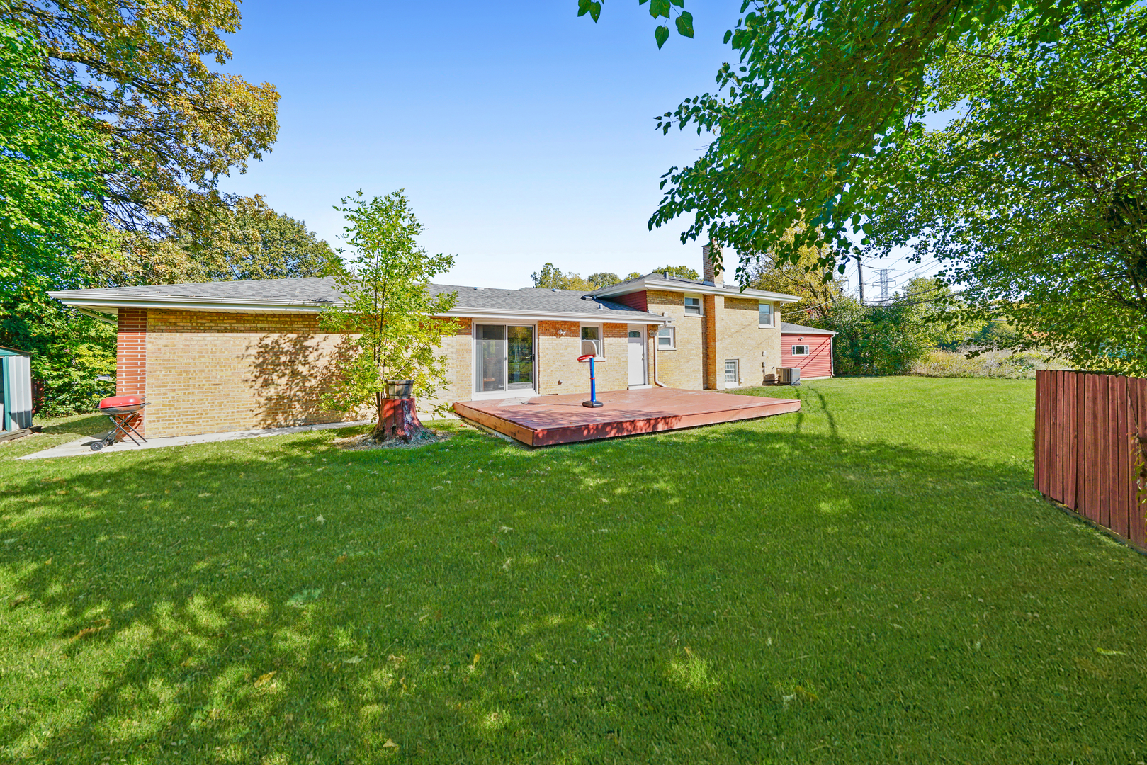 8620 Wolf Road Willow Springs, IL 60480 - Photo 31 of 32 a view of a house with a backyard