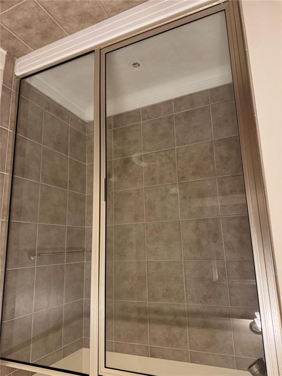 2310 Village Boulevard Southeast Rome, GA 30161 - Photo 10 of 15 a bathroom with a shower