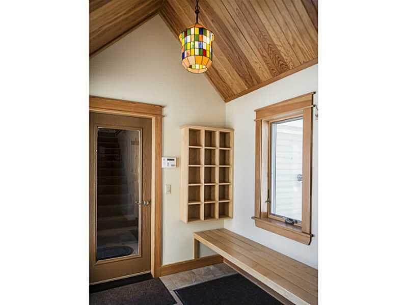 19 Jordan Road Freeport, ME 04032 - Photo 23 of 27 Mudroom.