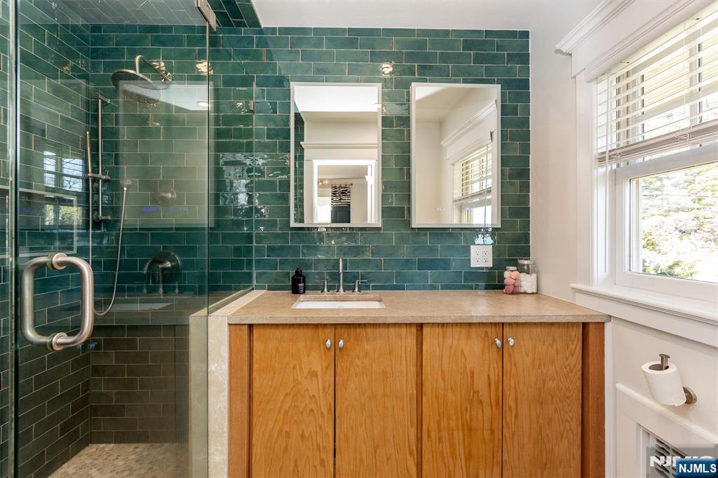 108 Durand Road Maplewood, NJ 07040 - Photo 27 of 45
