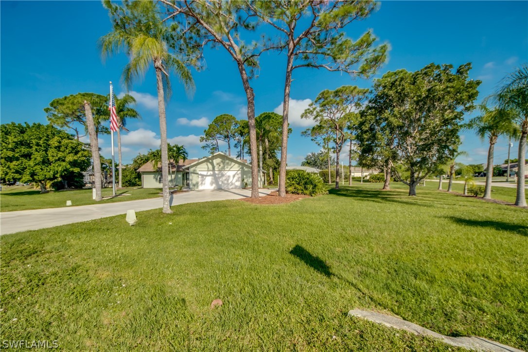8441 Lemon Road Fort Myers, FL 33967 - Photo 2 of 32 Gallery Image 2