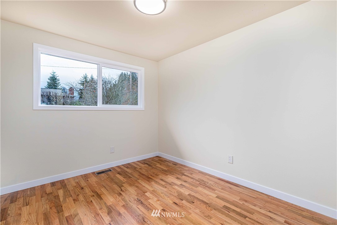 31402 10th Avenue South Federal Way, WA 98003 - Photo 11 of 24