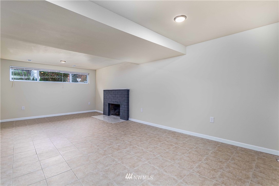 31402 10th Avenue South Federal Way, WA 98003 - Photo 16 of 24