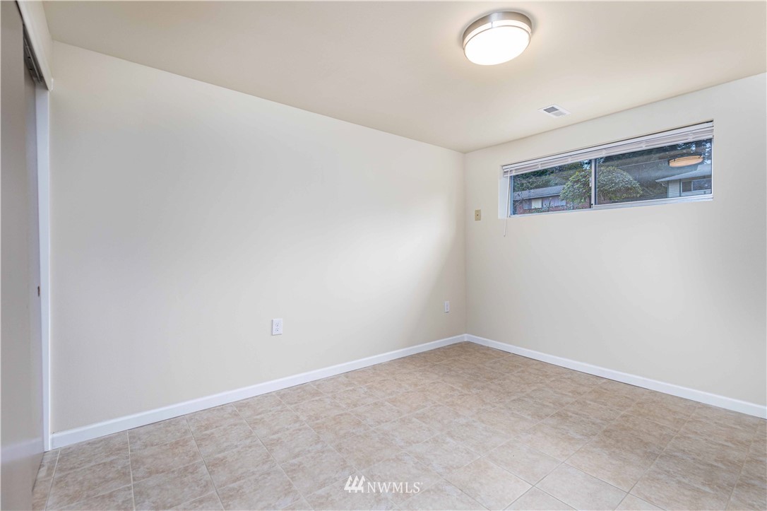 31402 10th Avenue South Federal Way, WA 98003 - Photo 21 of 24