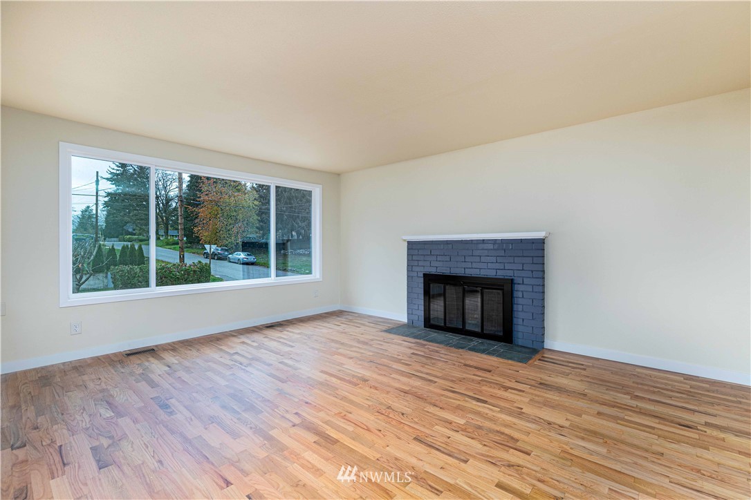 31402 10th Avenue South Federal Way, WA 98003 - Photo 5 of 24
