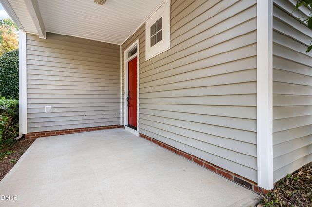 $373,900 | 2008 Silky Dogwood Trail, Apex, NC 27502