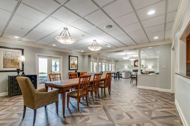 $435,000 | 6666 Brookmont Terrace, Unit 307, Nashville, TN 37205