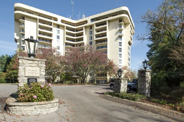 $435,000 | 6666 Brookmont Terrace, Unit 307, Nashville, TN 37205