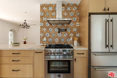 $1,499,000 | 3936 Olmsted Avenue, Los Angeles, CA 90008