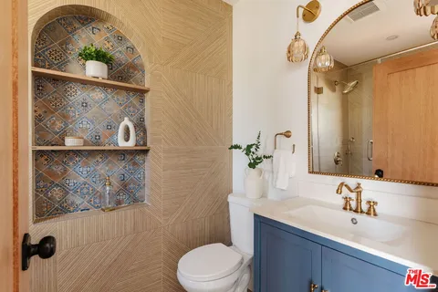 $1,499,000 | 3936 Olmsted Avenue, Los Angeles, CA 90008