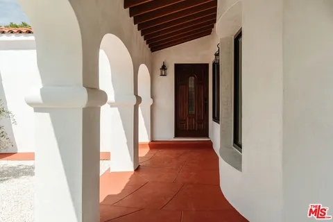 $1,499,000 | 3936 Olmsted Avenue, Los Angeles, CA 90008