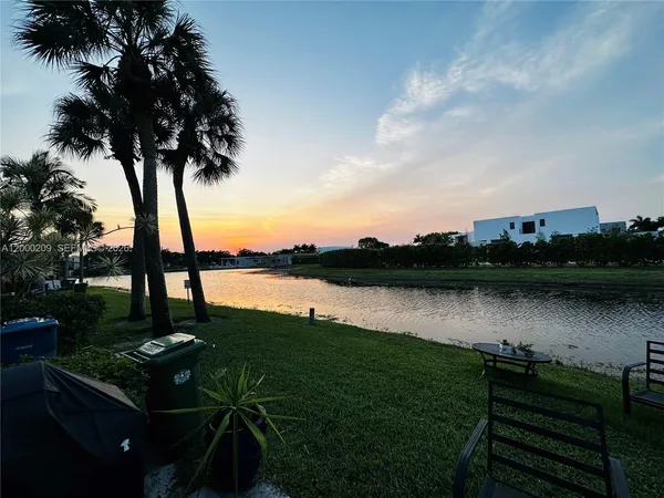 $2,650 | Bonaventure, Weston, FL 33326