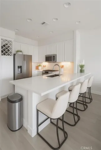 $699,900 | 28552 Sorano Cove, Lake Forest, CA 92679