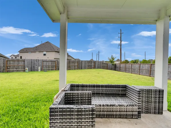 $375,000 | 10602 Sunrise Pk Lane, Humble, TX 77396