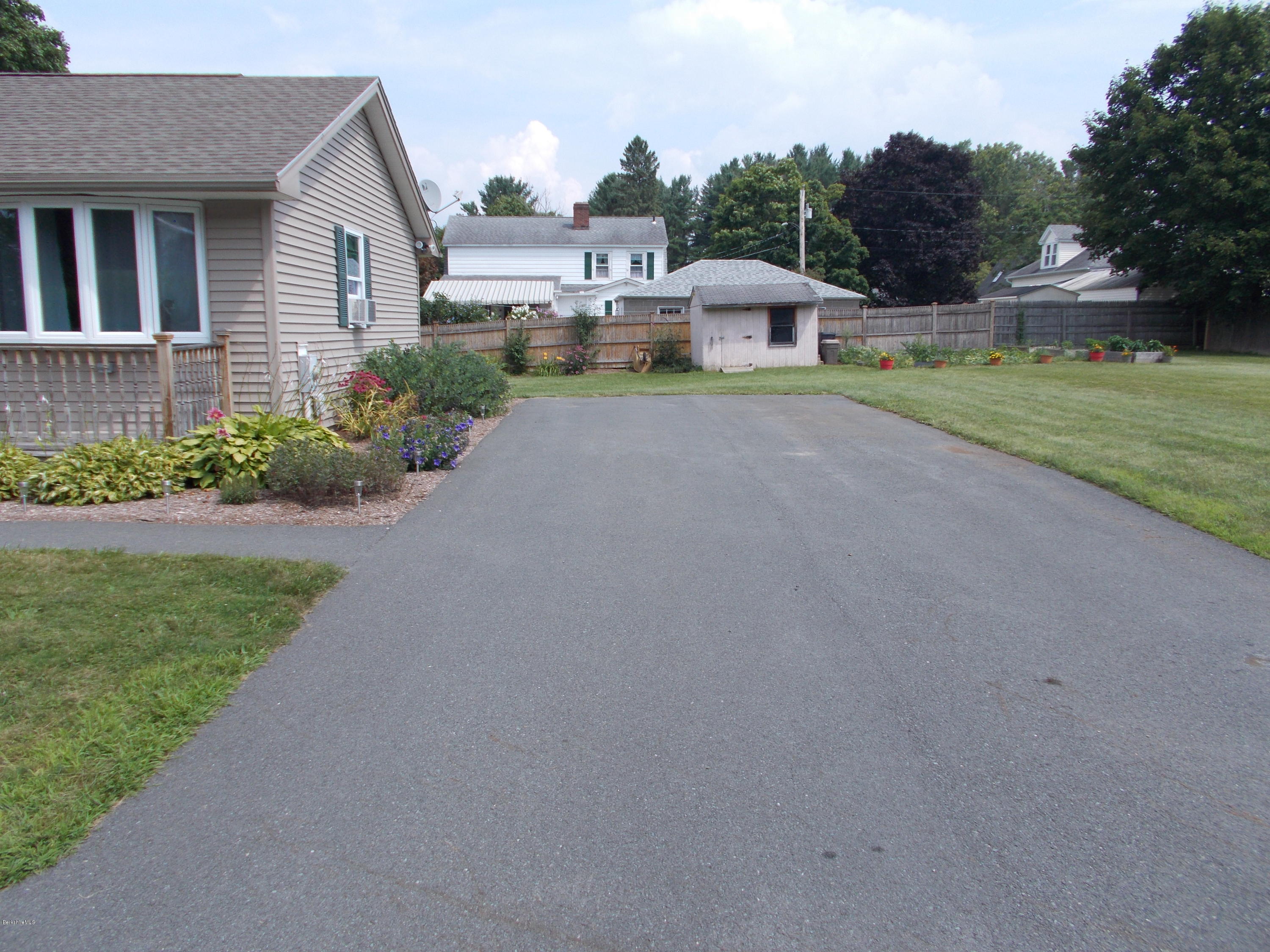 9 Lanark Road Pittsfield, MA 01201 - Photo 3 of 22 Paved Parking