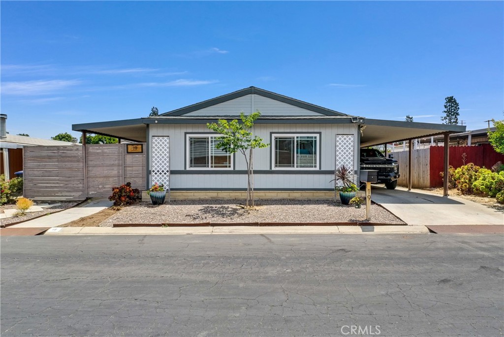 2595 Atlanta Avenue, Unit 19 Riverside, CA 92507 - Photo 1 of 1 Gallery Image 1