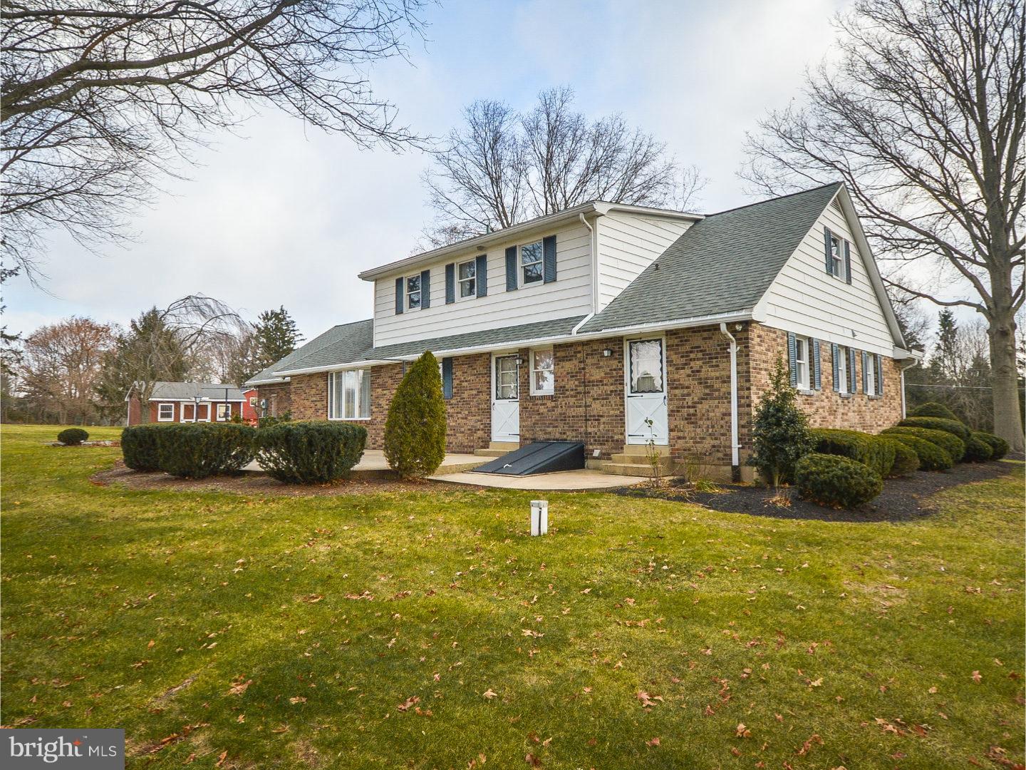 2514 Wasser Road Pennsburg, PA 18073 - Photo 20 of 25 Exterior Back