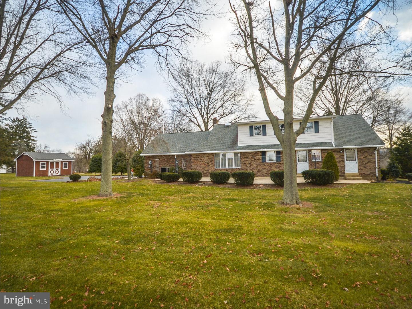 2514 Wasser Road Pennsburg, PA 18073 - Photo 21 of 25 Exterior Back