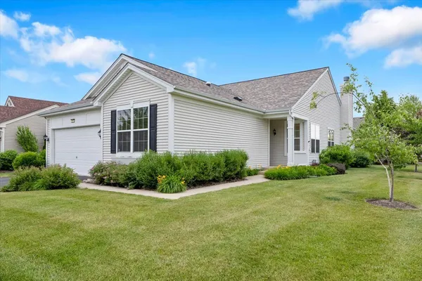 $459,990 | 918 Scottsdale Drive, Pingree Grove, IL 60140