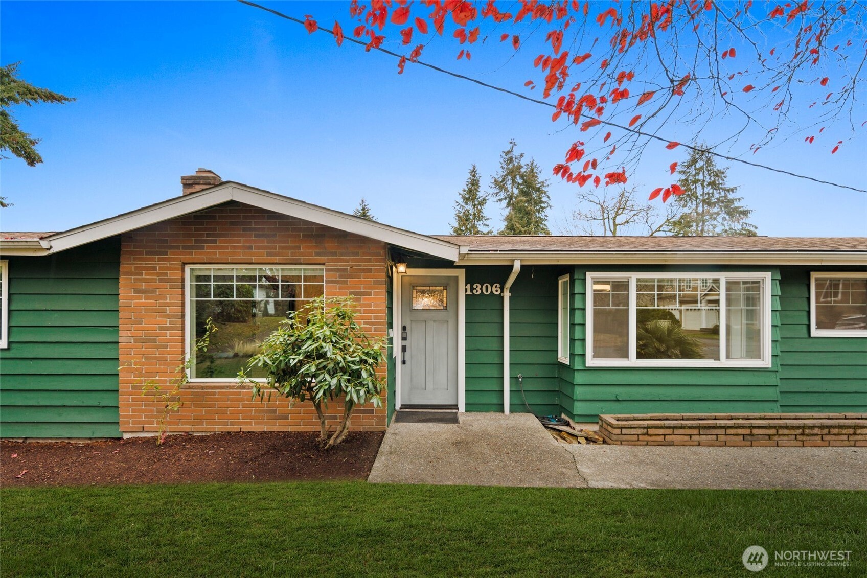1306 North 32nd Street Renton, WA 98056 - Photo 3 of 22