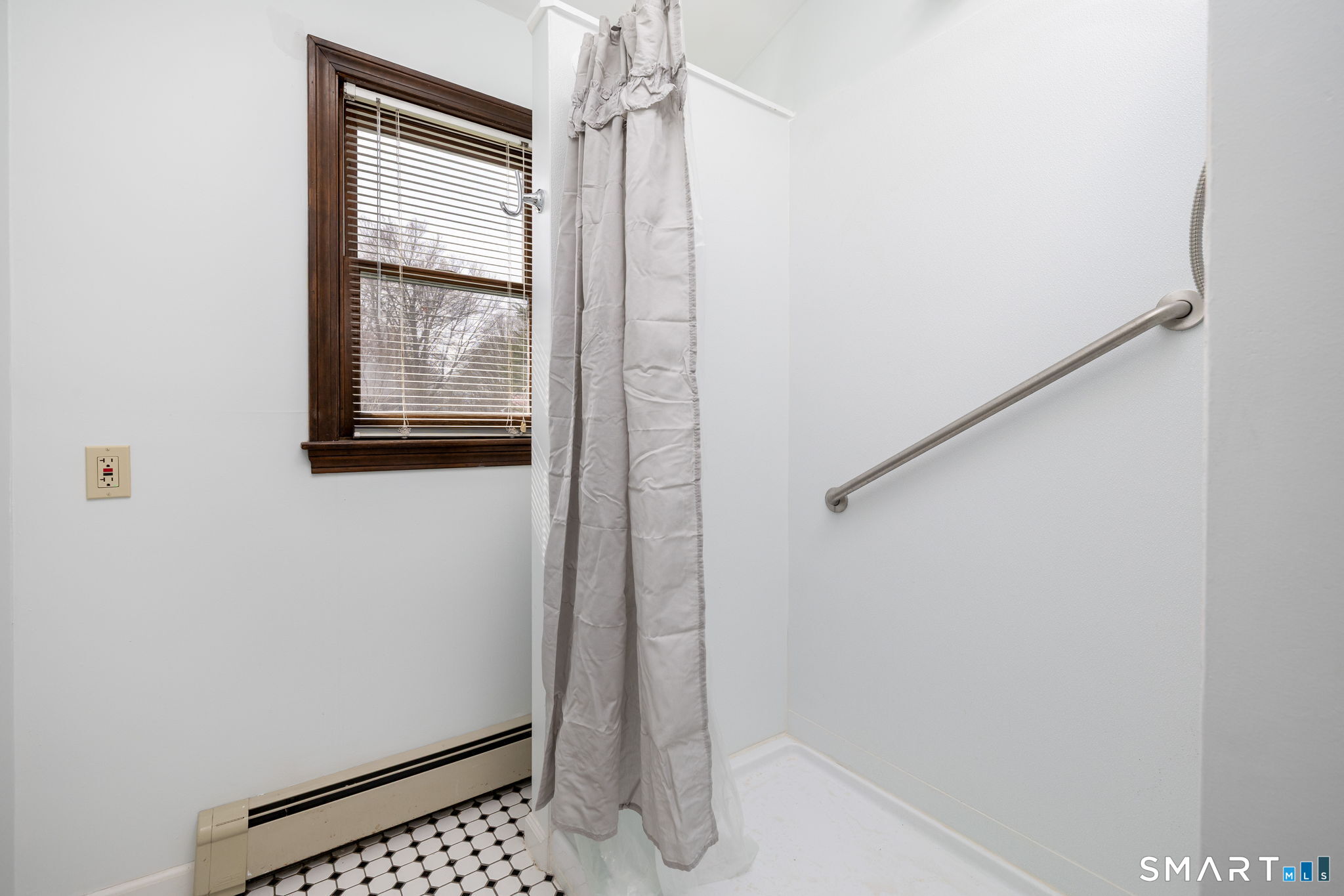 164 Old Colchester Road Hebron, CT 06231 - Photo 22 of 39