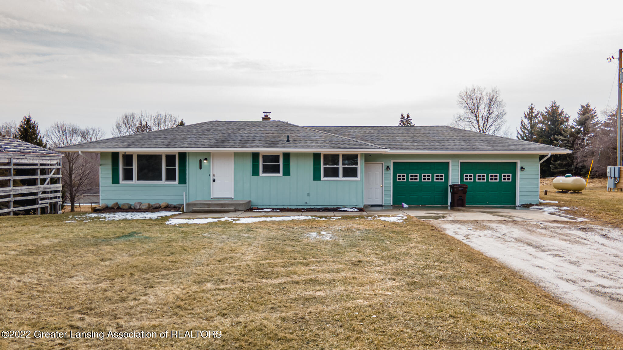 9510 Butler Road Portland, MI 48875 - Photo 1 of 24 5910Butler25
