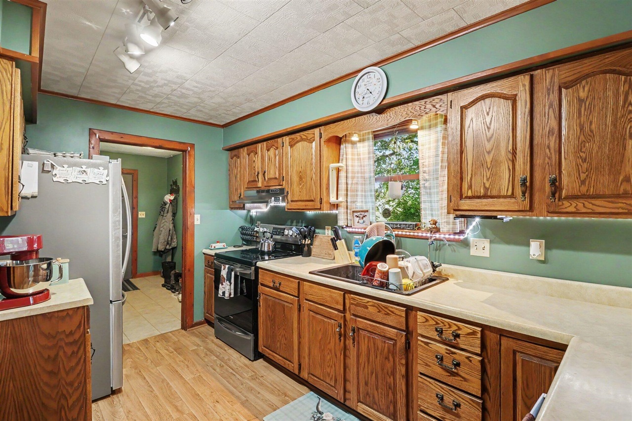 30069 Brandt Road Colon, MI 49040 - Photo 7 of 26