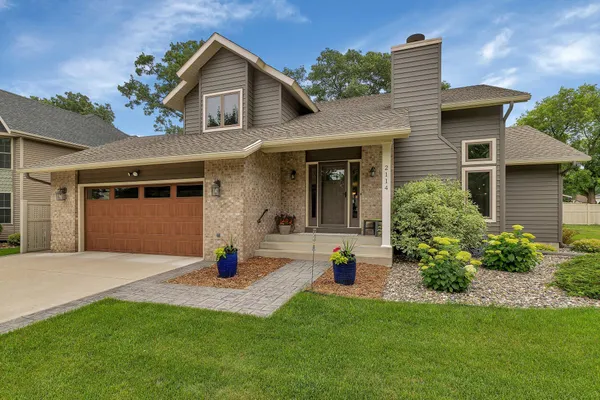$375,000 | 2114 Shannon Drive, St. Cloud, MN 56301