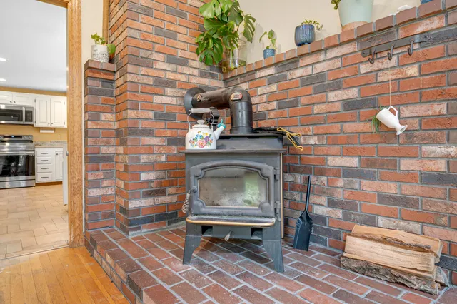 $474,900 | 7 Gore Road, Raymond, ME 04071