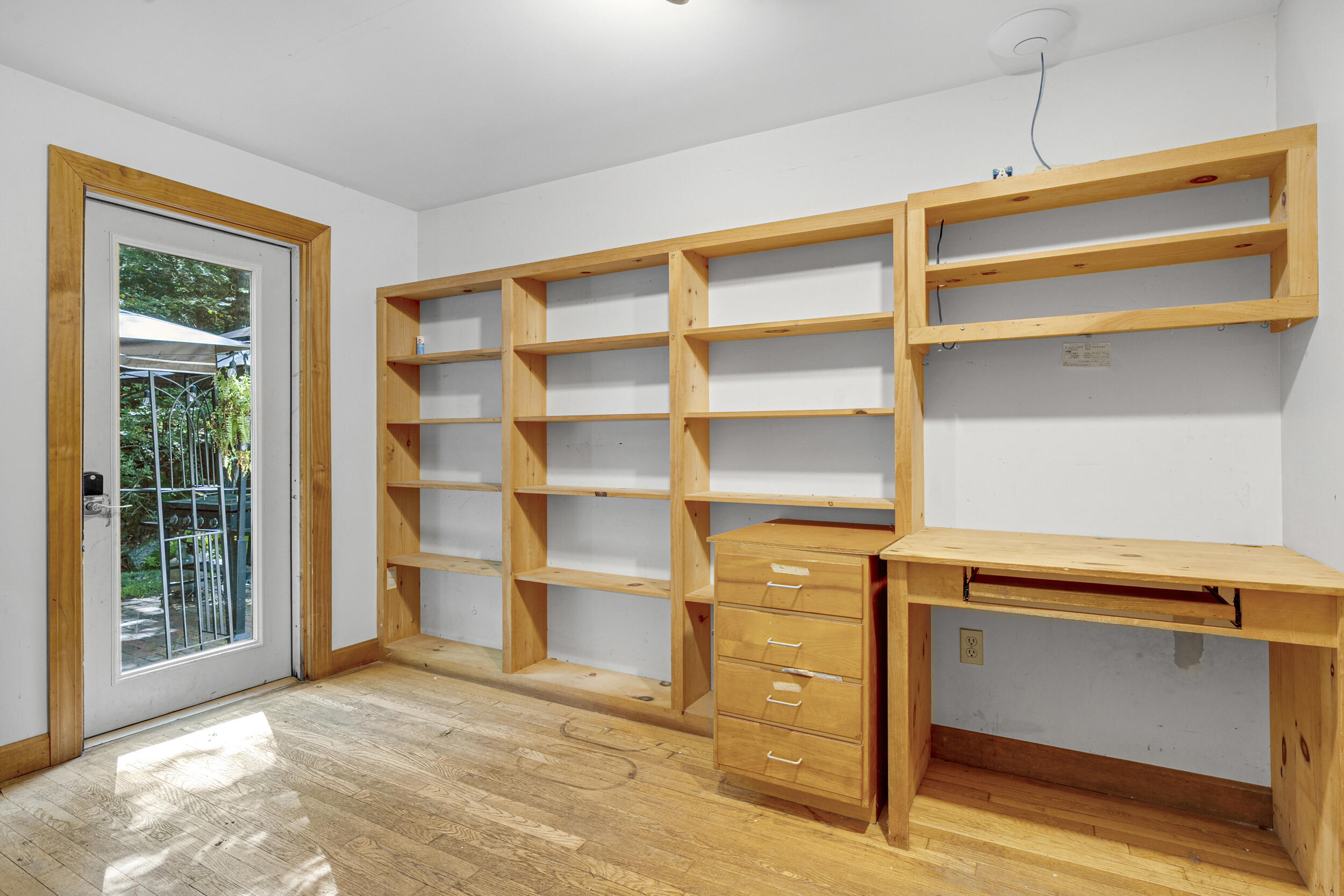 7 Gore Road Raymond, ME 04071 - Photo 16 of 35 24_7gore-18