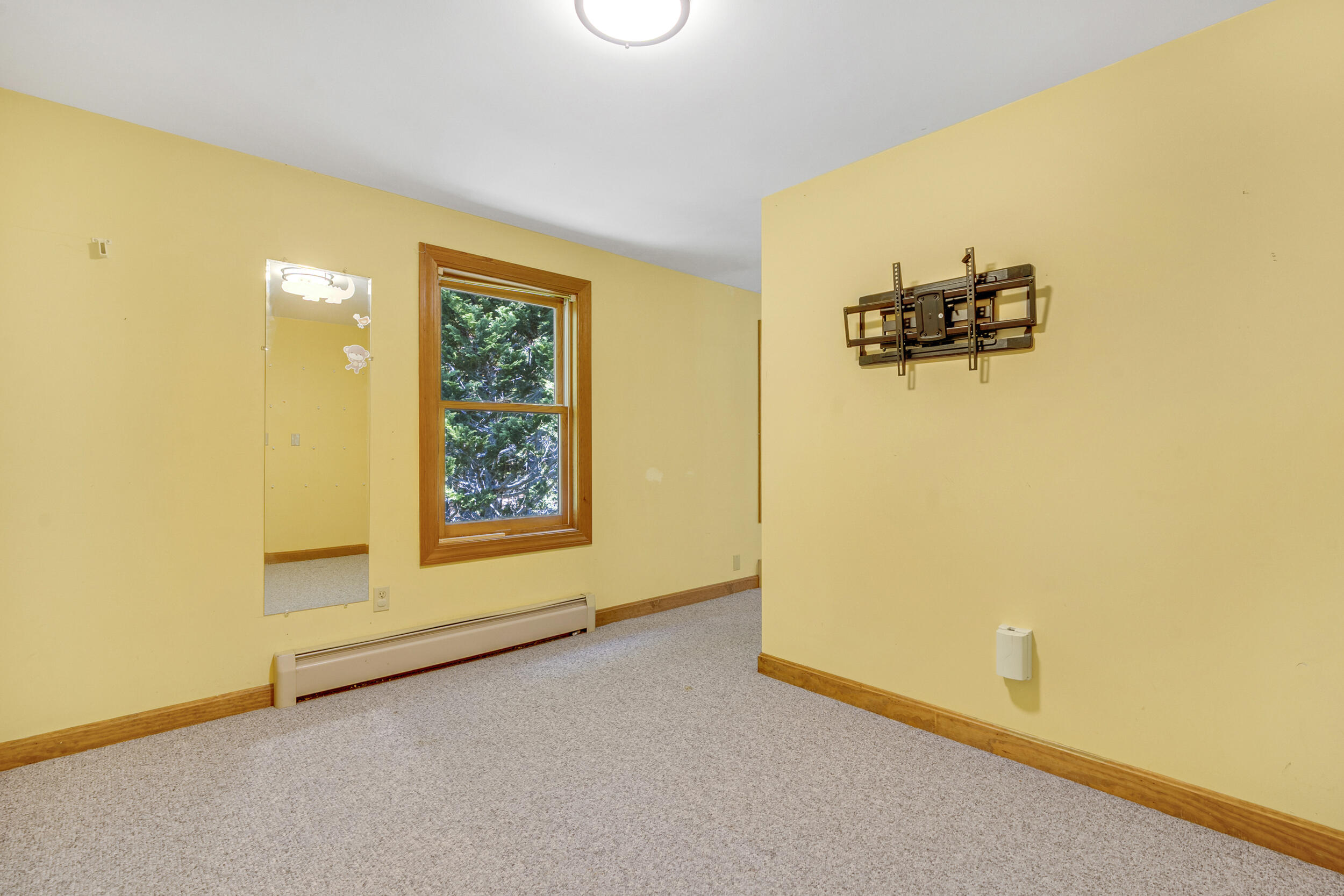 7 Gore Road Raymond, ME 04071 - Photo 22 of 35 33_7gore-27