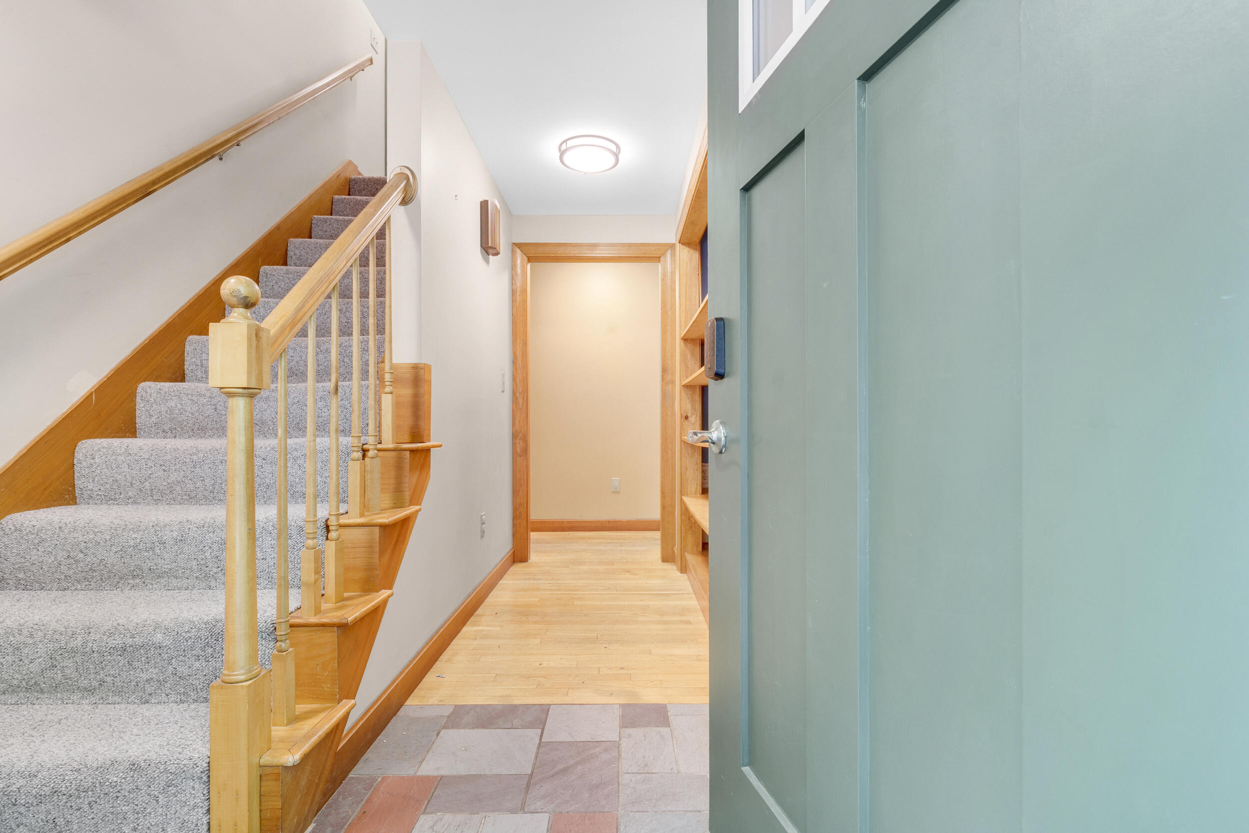 7 Gore Road Raymond, ME 04071 - Photo 3 of 35 7_7gore-1