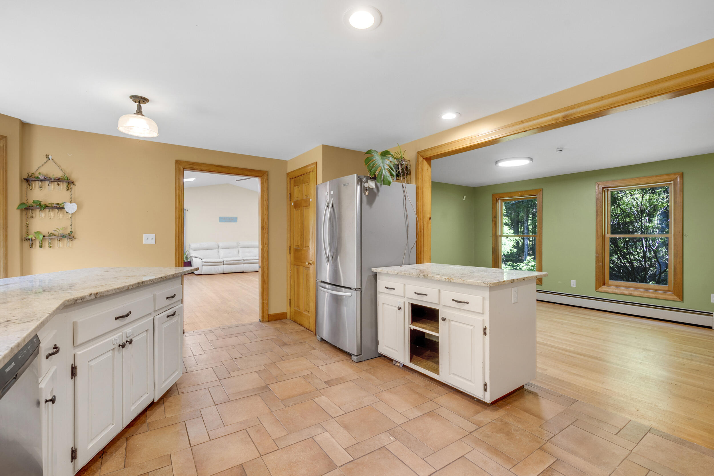 7 Gore Road Raymond, ME 04071 - Photo 7 of 35 11_7gore-5