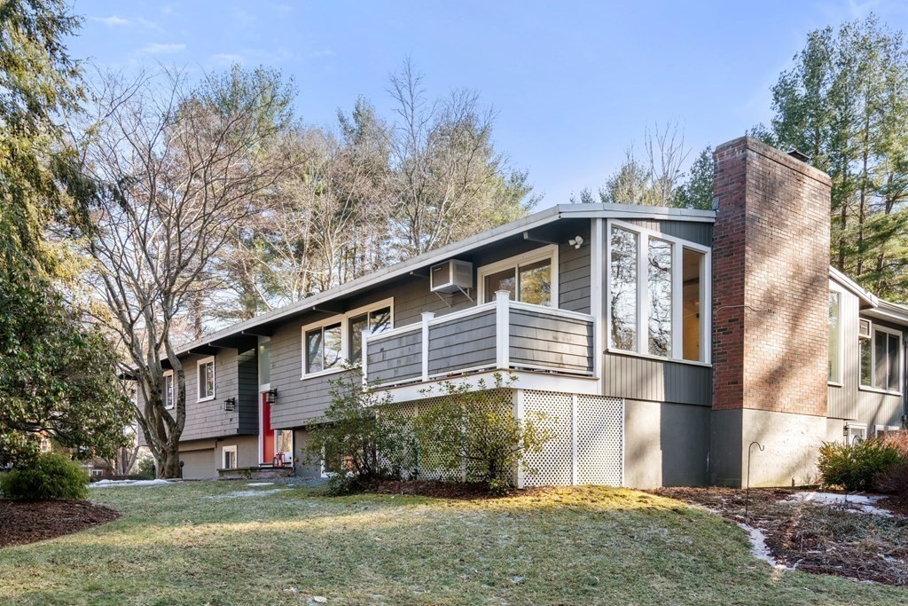 20 Barney Hill Road Wayland, MA 01778 - Photo 1 of 28 Gallery Image 1