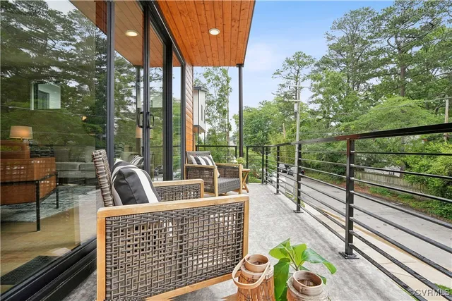 a view of outdoor space yard and patio