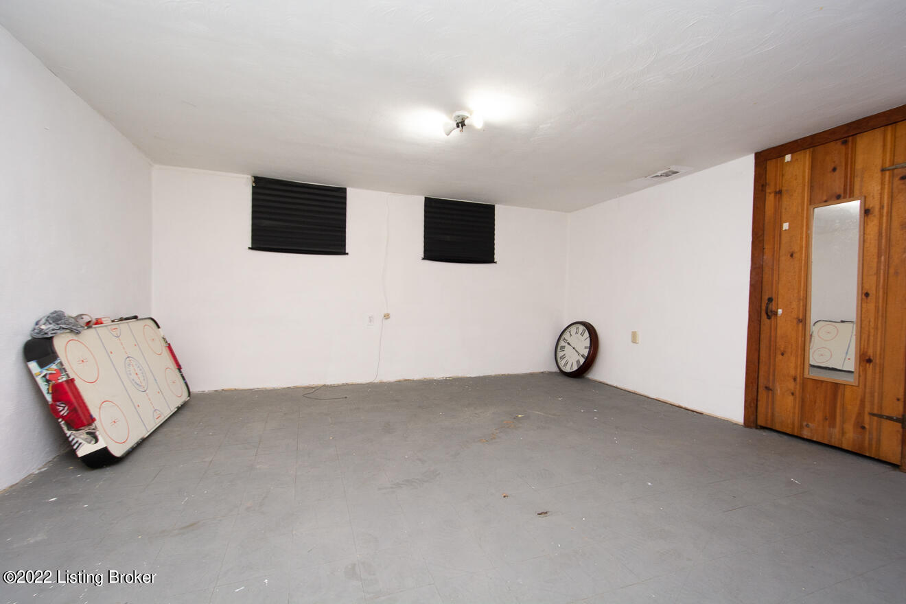 2311 Janlyn Road Louisville, KY 40299 - Photo 29 of 36 Lower Level