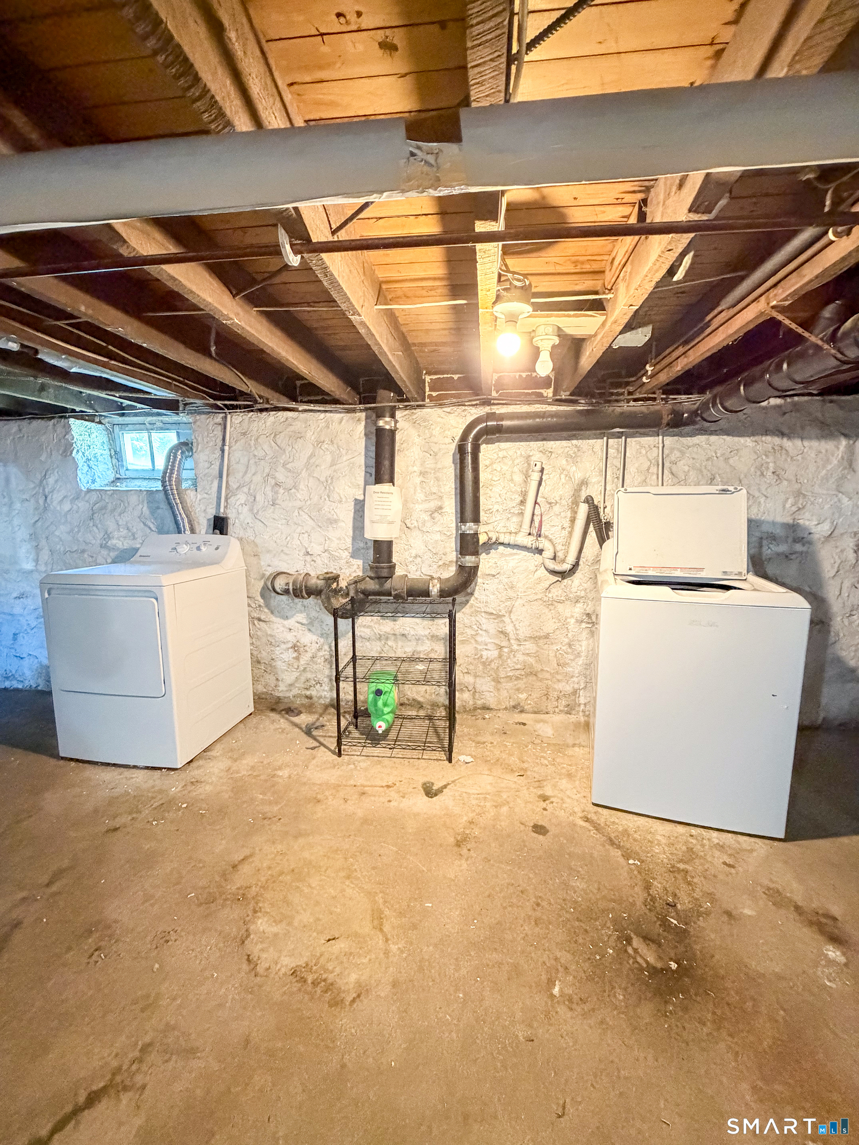 358 Poquonnock Road Groton, CT 06340 - Photo 21 of 24 Gallery Image 21