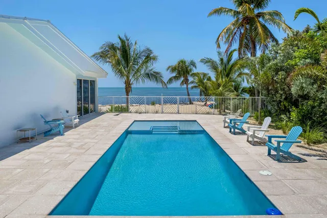 $8,100,000 | 80201 Overseas Highway, Islamorada, FL 33036