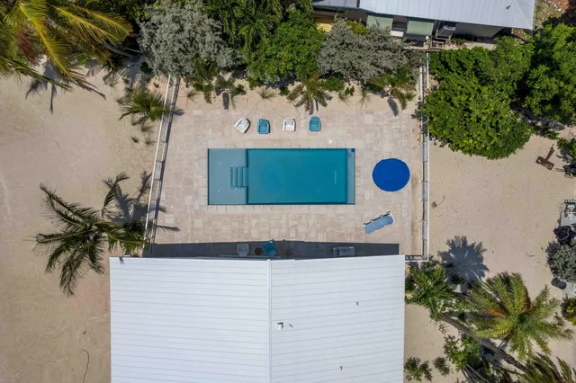 $8,100,000 | 80201 Overseas Highway, Islamorada, FL 33036