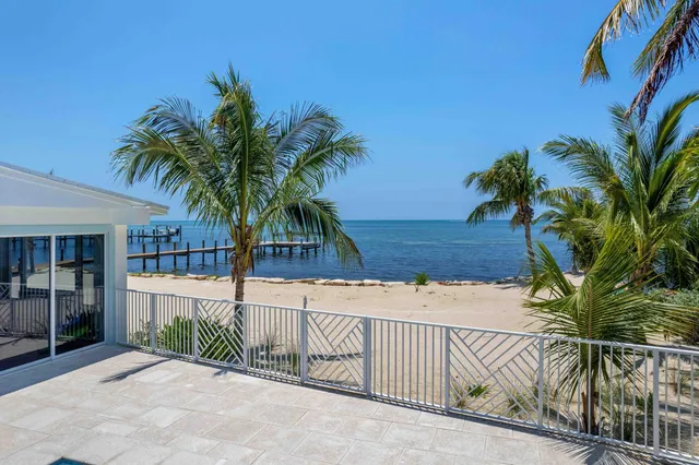 $8,100,000 | 80201 Overseas Highway, Islamorada, FL 33036