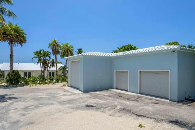 $8,100,000 | 80201 Overseas Highway, Islamorada, FL 33036