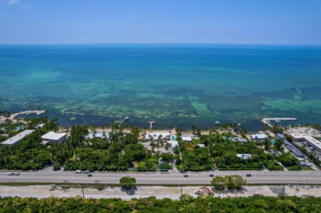 $8,100,000 | 80201 Overseas Highway, Islamorada, FL 33036