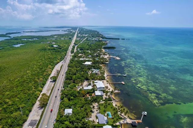 $8,100,000 | 80201 Overseas Highway, Islamorada, FL 33036